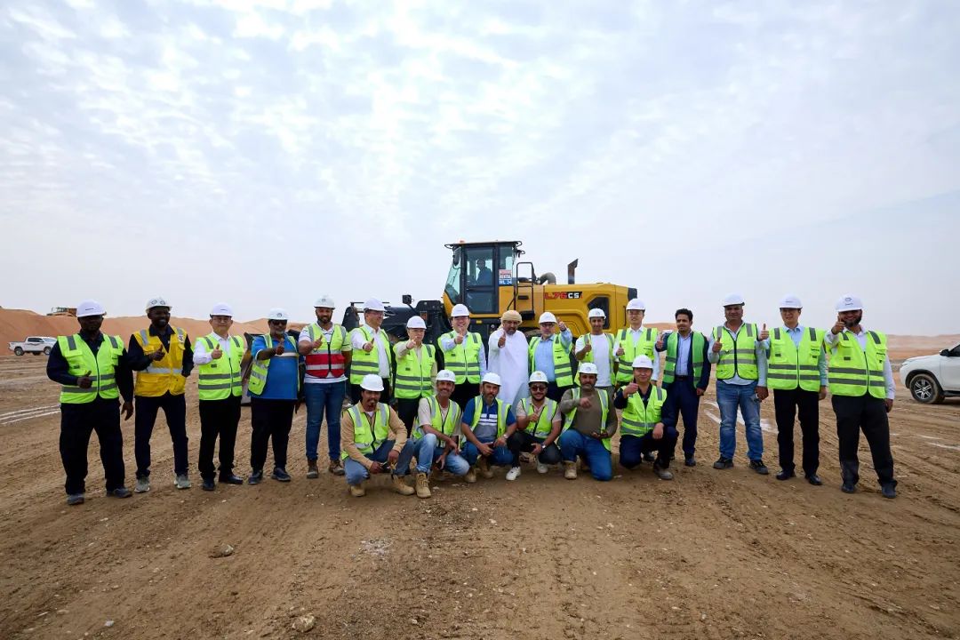 滿慎剛到阿聯(lián)酋調(diào)研：發(fā)揮迪拜橋頭堡作用、加速中東當(dāng)?shù)鼗季? class=